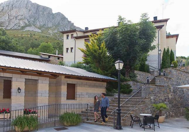 Las mejores habitaciones en Hotel Balneario Vilas del Turbón. Relájate con los mejores precios de Huesca